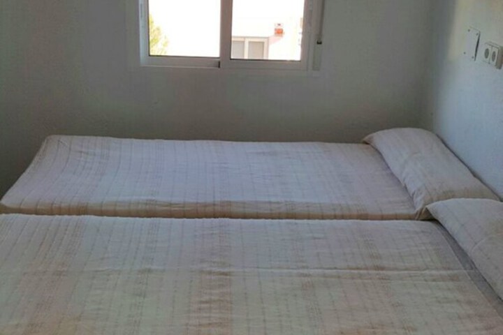 Room 2 of 24