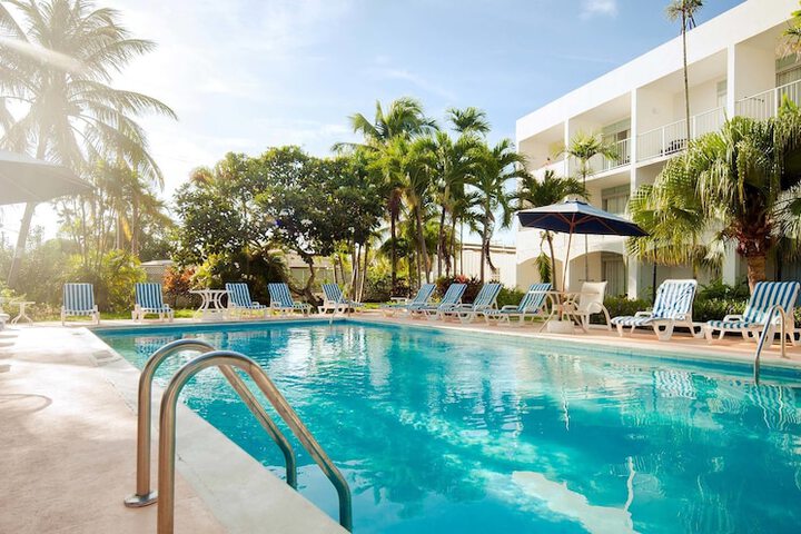 Pool Hotel