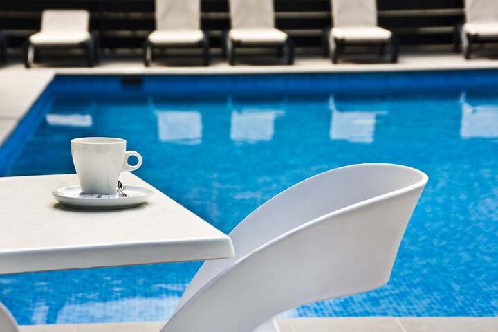 Pool 14 of 37