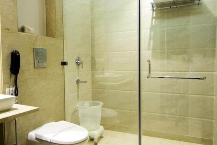 Clean Restrooms