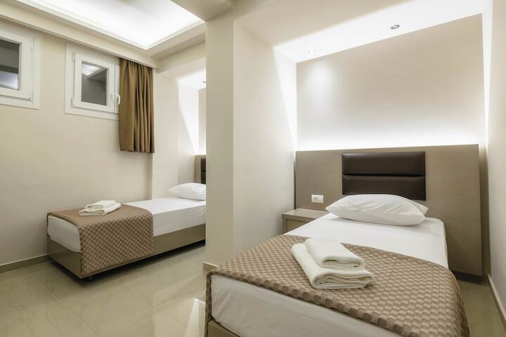 Room 30 of 138