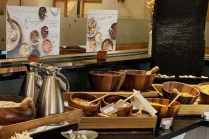 Breakfast/Coffee Service 107 of 158