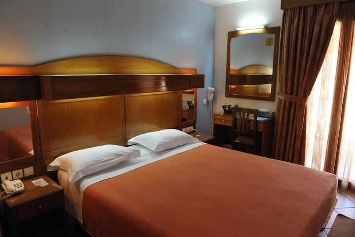 Room 29 of 59