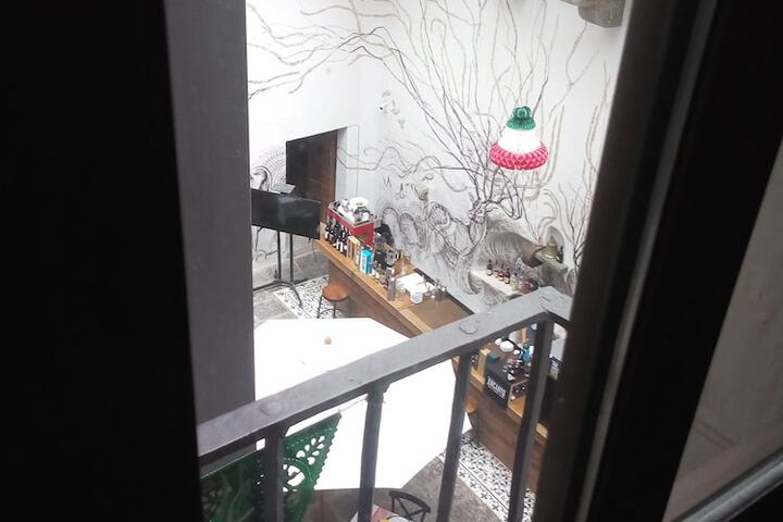 Room 21 of 44
