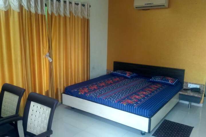 Hotel Om Sai Chattra Icon Residency