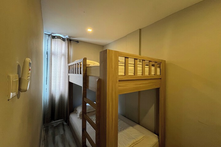 Room 16 of 50