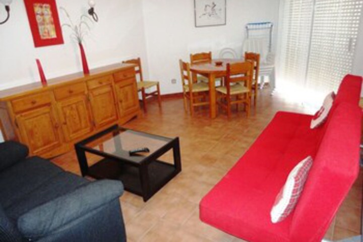 Room 6 of 13