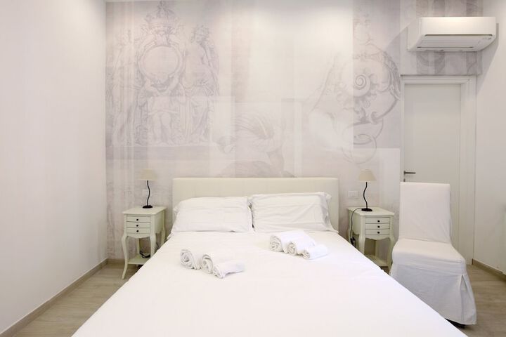 Room 28 of 155