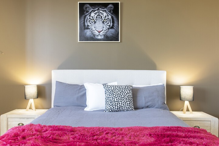 Room 16 of 25
