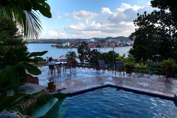 Pool 42 of 67