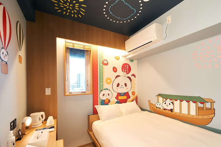 Room 42 of 59