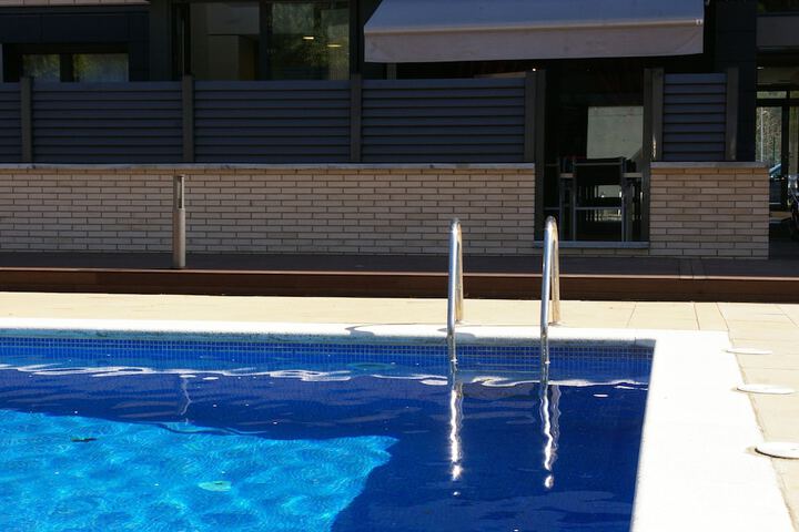 Pool 26 of 31
