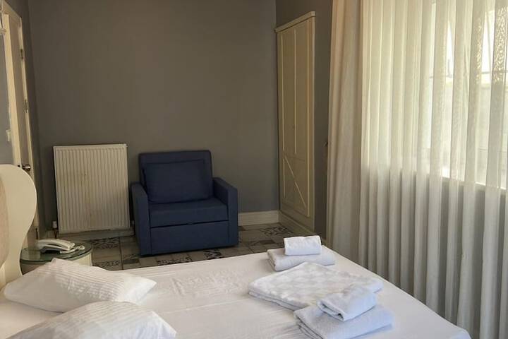 Room 45 of 125