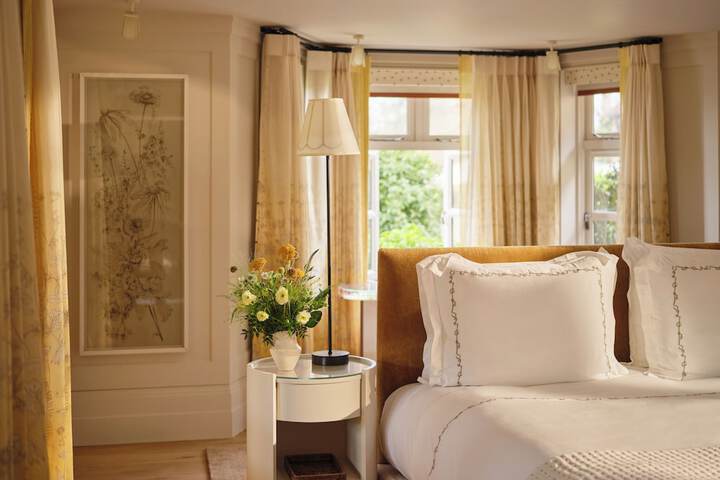 Room 34 of 129
