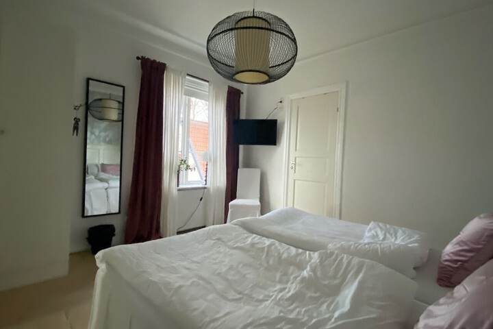 Room 46 of 126