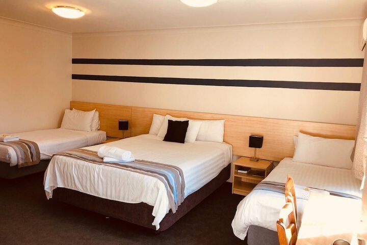 Room 7 of 36