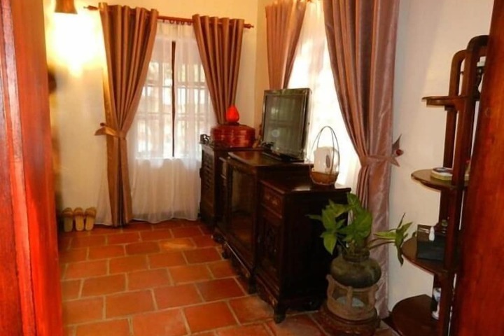 Room 13 of 54