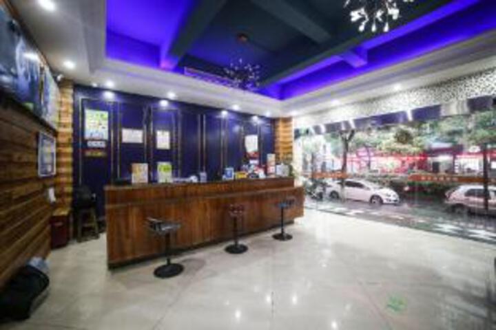 City Home Hotel