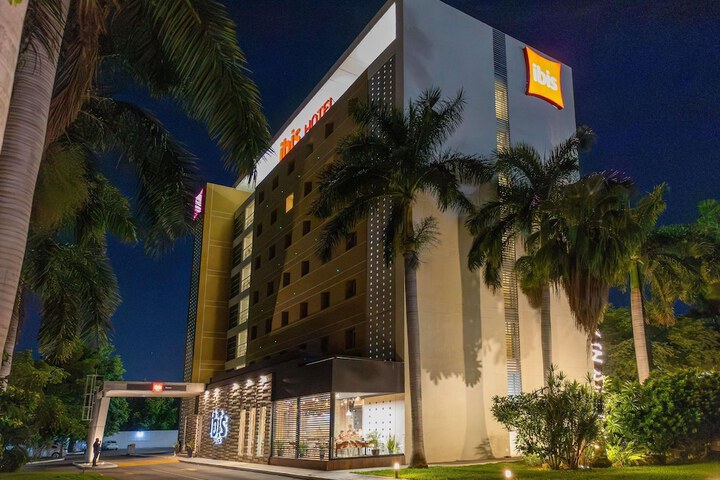 Hotel 62 of 67