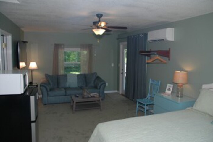 Room 150 of 250