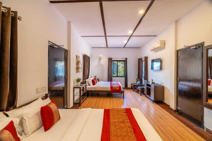 Room 11 of 98