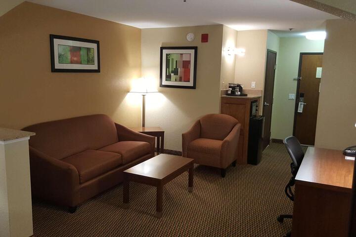Hotel Entry