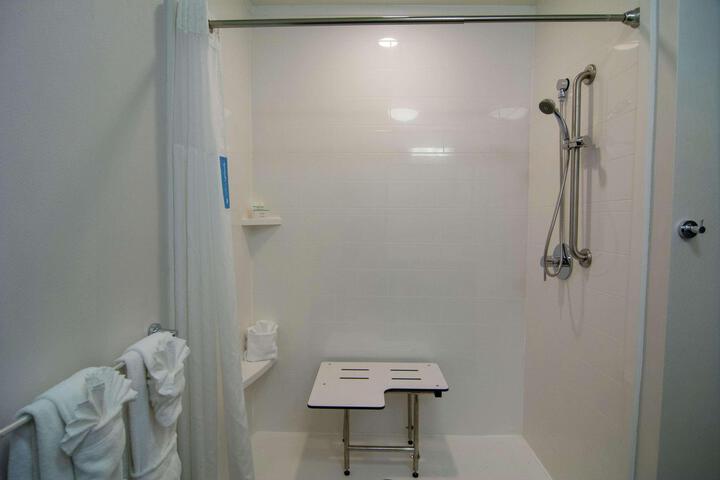 1 King Bed Shower Only (12 of 14)