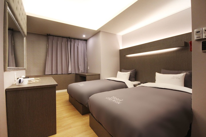 Room 29 of 127