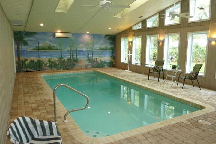 Pool 4 of 7