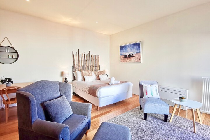 Room 3 of 19