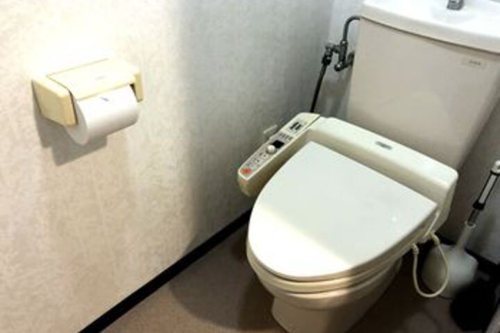 Room 6 of 115