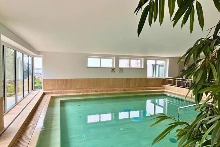 Pool 23 of 53