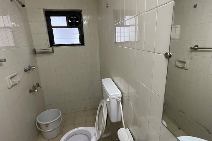 Room 93 of 160