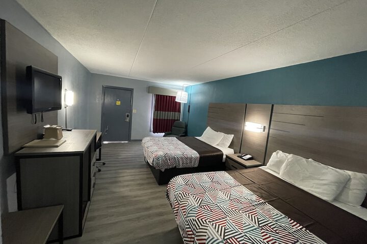 Room 2 of 21