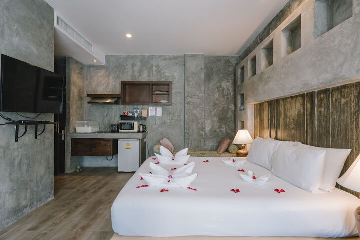 Room 92 of 196