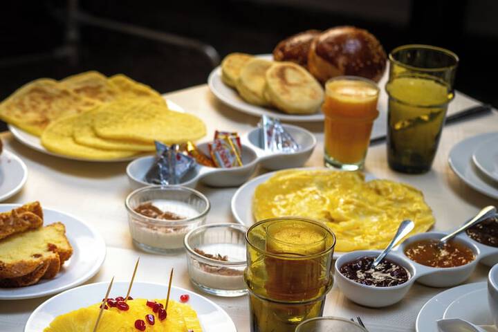 Breakfast meal