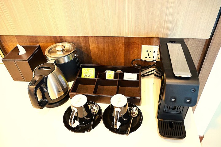 Breakfast/Coffee Service 98 of 313