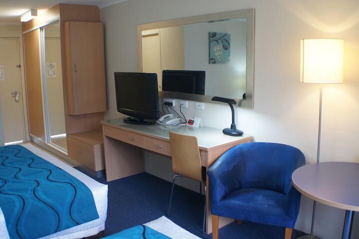 Room 5 of 60