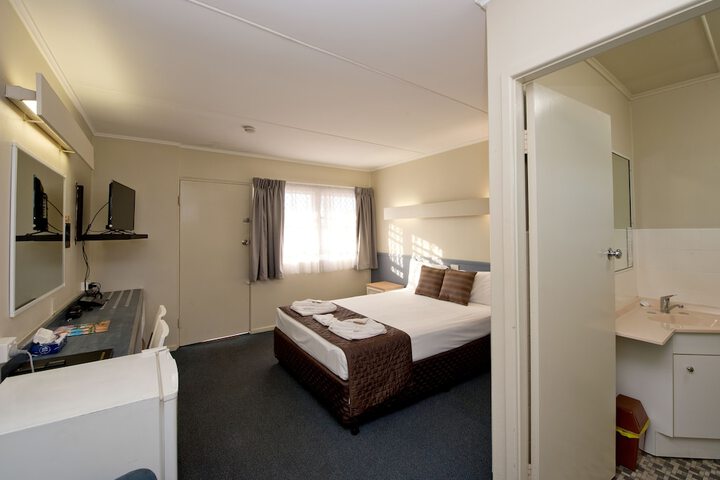 Room 15 of 51