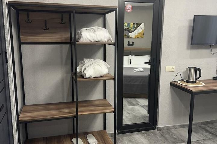 Room 10 of 55