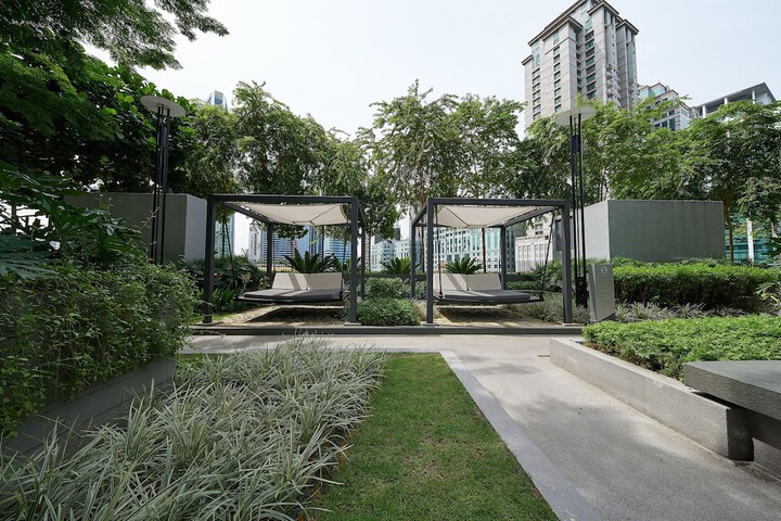 Hotel Exterior 52 of 57