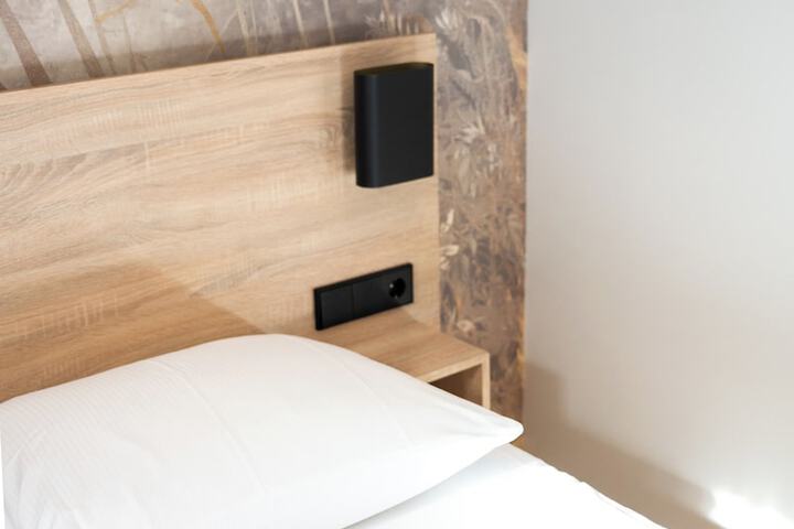 Room 34 of 94