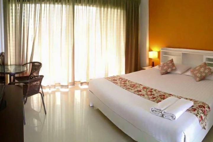 Room 5 of 26