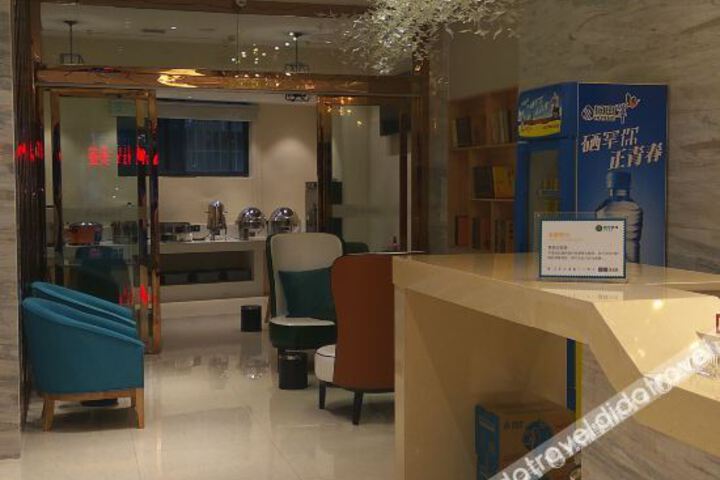 Hotel Interior 19 of 41