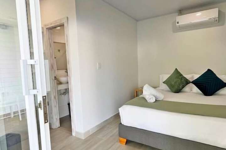 Room 32 of 116