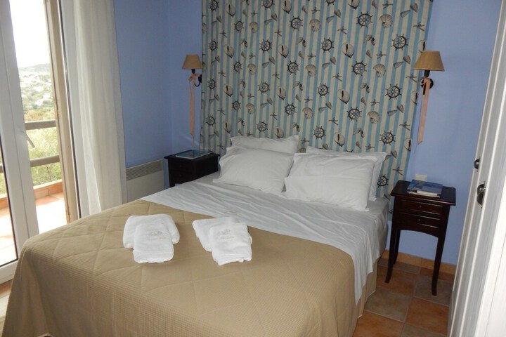 Room 15 of 75