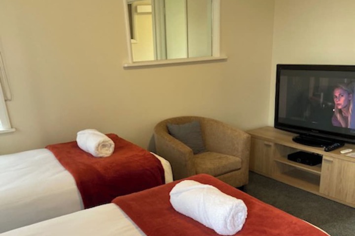 Room 40 of 80