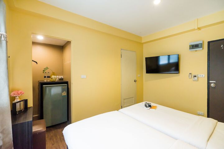 Room 19 of 44