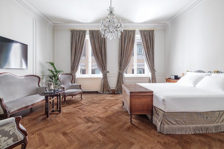 Room 50 of 181