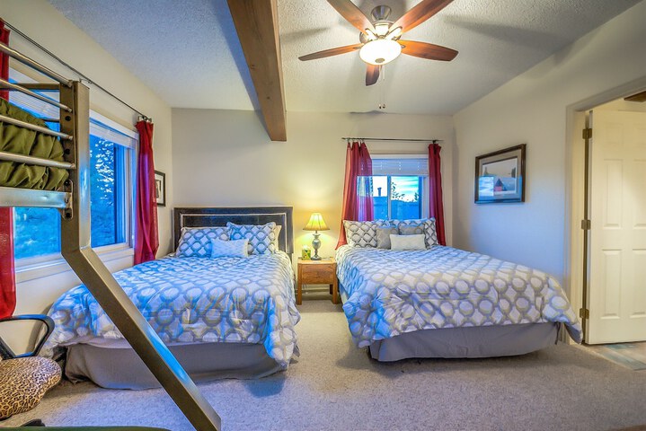 Room 21 of 172